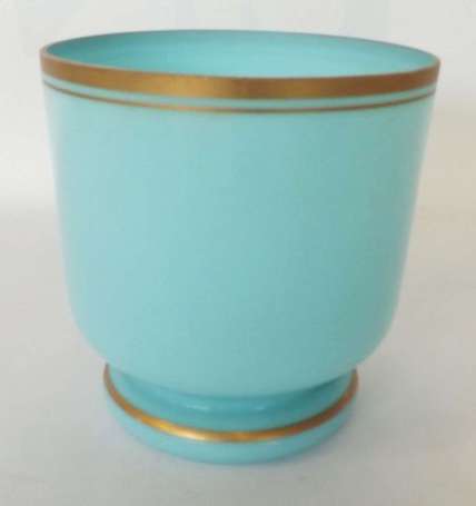 Cache pot en opaline bleu XIXè Siècle