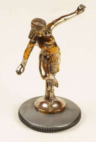 Mascotte Danseuse égyptienne en bronze nickelé, 