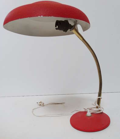 Lampe de bureau en métal granuleux corail à bras 