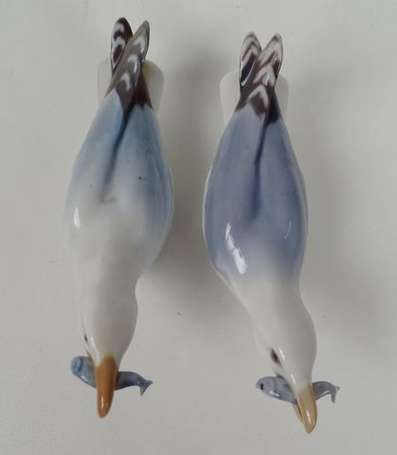 COPENHAGUE - Mouette. Deux sujets en porcelaine 