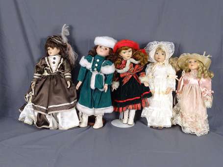 Ensemble de 5 poupées tête porcelaine moderne