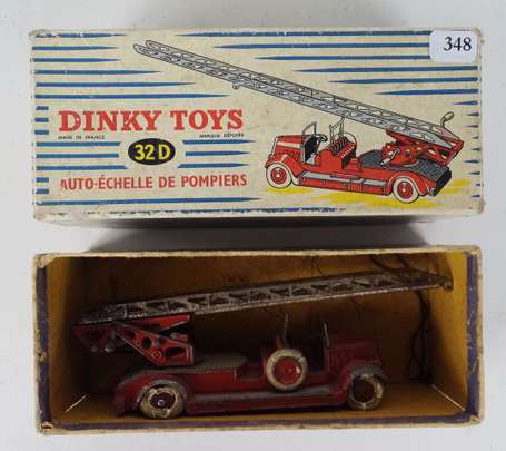 Dinky toys - Delahaye pompier  en l'etat en boite 