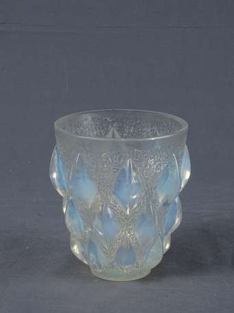 LALIQUE René (1860-1945) - Vase Rampillon dit 