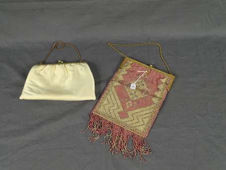 Sac de bal en perles et franges perlées à motifs 
