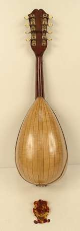 Mandoline napolitaine en bois de placage à 