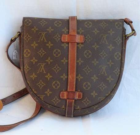 LOUIS VUITTON - Sac besace Chantilly en toile 