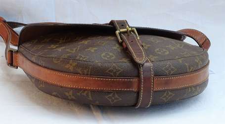 LOUIS VUITTON - Sac besace Chantilly en toile 