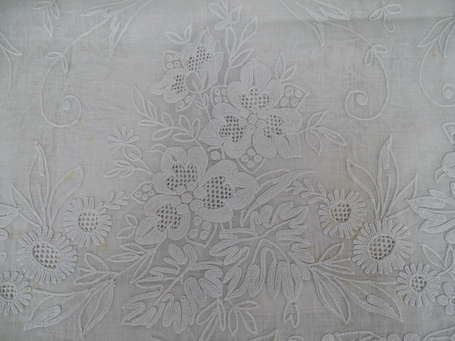 Paire de rideaux en mousseline de coton broderie 