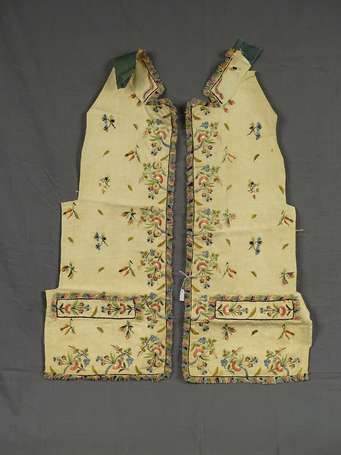 Deux pans de gilet en coton brodé de fleurs 