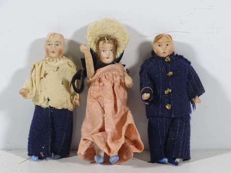 Mignonnette - 4 poupées habillées - tête 