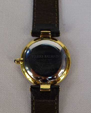 PIERRE BALMAIN - Montre bracelet, le boitier rond 