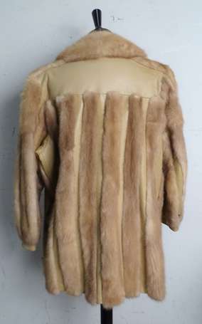 Veste en fourrure et cuir naturel T. M (légères 