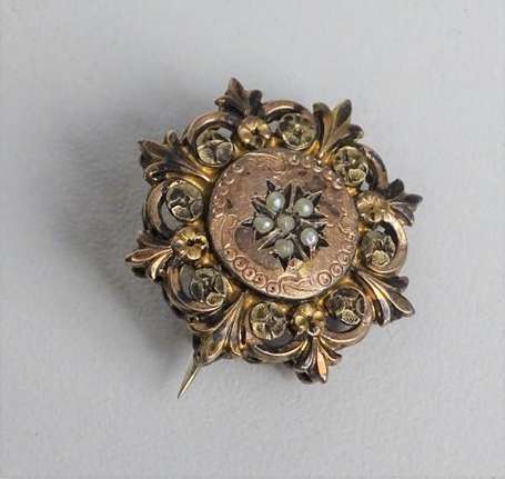 Petit broche fleur polylobée en or rose 18K 