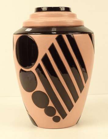 GENO-MONTIERES - Vase en faïence de forme ovoïde, 
