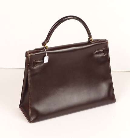 HERMES - Sac à main Kelly 32 cm en box marron 