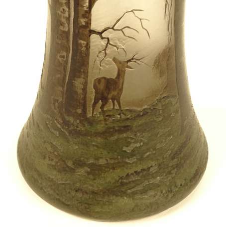 MULLER Frères Lunéville - Vase à long col en verre