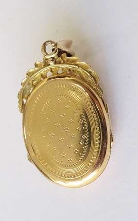 Pendentif reliquaire en or jaune 18K (750°/00), le