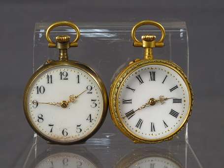 Deux montres de col, le cadran en or 18 K 