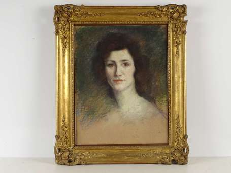 HERMANT (Fin XIXé - Début Xxé) Portrait de femme. 