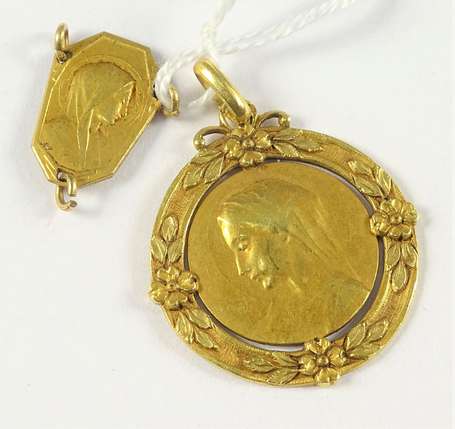 Médaille mariale en or jaune 18K (750°/00) la 