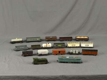 Hornby ho-Lot locomotives, wagon, feux, état 