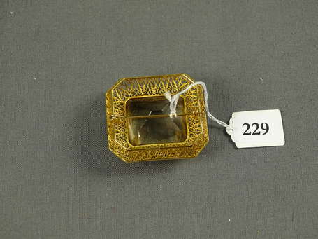 Broche en or jaune 18K (750°/00) sertie griffes 