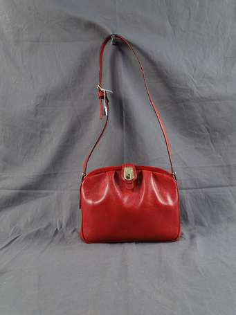 LANCEL - Sac bandoulière en cuir rouge, garnitures