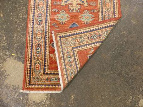 Tapis Derbent (chaine, trame et velours en laine),