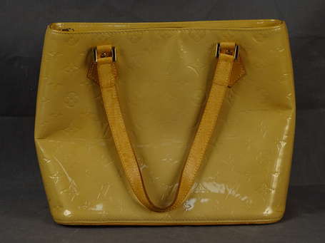 LOUIS VUITTON - Sac Houston en cuir vernis beige, 