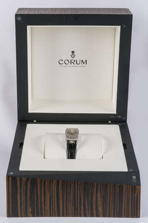 CORUM - Montre bracelet de dame Miss Golden 