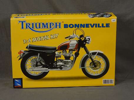 Maquettes non montées-New Ray-Moto Triumph NB 