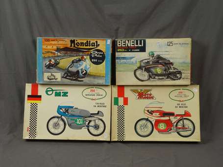 Maquettes non montées-Protar-lot de 4 Motos dont  