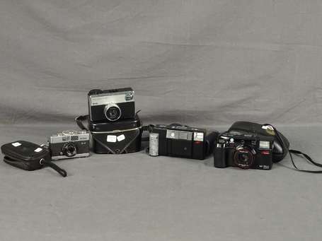 Lot Kodak Instamatic 233, Rollei B 35, Minolta 