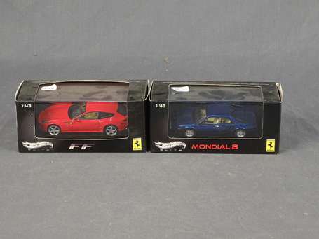 Hotwheels-2 Ferrari mondial 8/FF ROT en boite