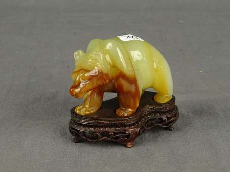 CHINE - Ours. Sujet en stéatite. H. 7,5 cm