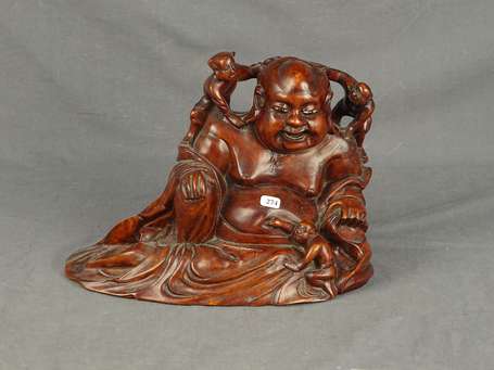 CHINE - Bouddhai. Sujet en bois sculpté. H. 23 cm