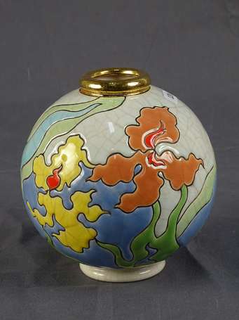 LONGWY - Les récollets - vase boule à décor d'iris