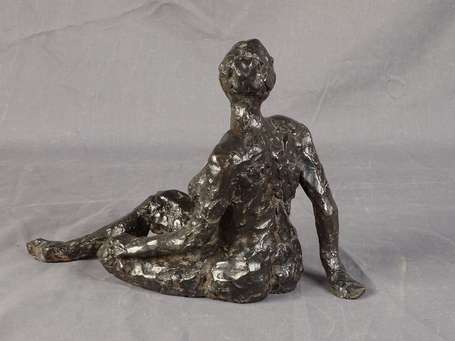BOUISSIERES (XXe S) - Nu féminin, sujet en bronze 
