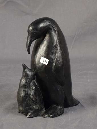 SHA (XXe S) - Les pingouins, sujet en bronze à 