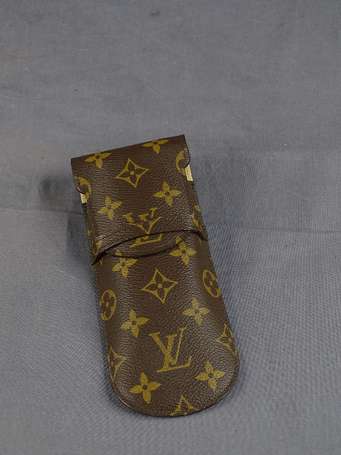 LOUIS VUITTON - Etui à lunette monogram