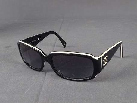 Lunettes store solaire chanel