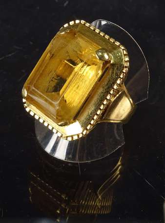 Bague chevalière en or jaune 18 K (750°/°°), 