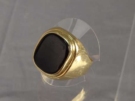 Bague chevalière en or jaune 14 K (585°/°°) montée