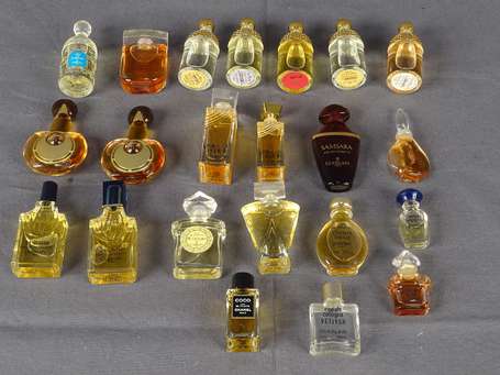 Guerlain, 20 miniatures à parfum sans boite vide, 