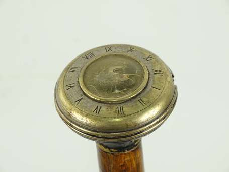 Canne porte montre, le boitier porte montre en 