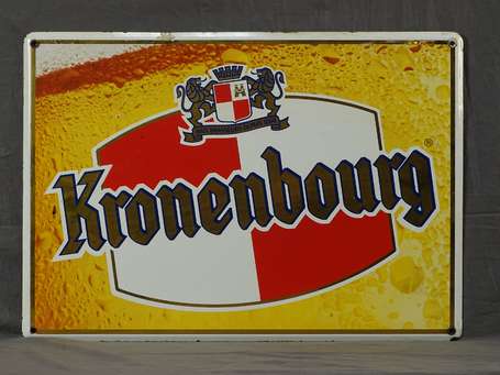 KRONENBOURG : Plaque émaillée plate à chanfreins. 