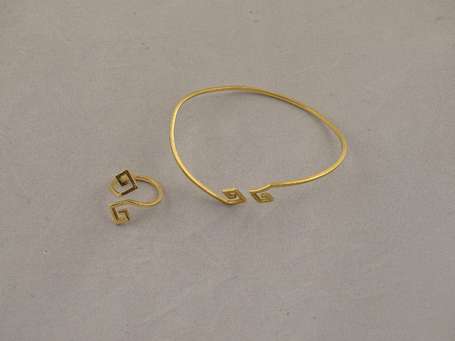 Bracelet et bague en or jaune (750), ils sont 