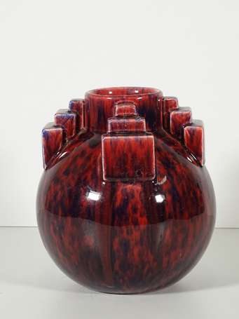 Vase boule en céramique émaillée rouge, appliqué 