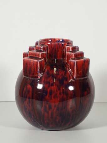 Vase boule en céramique émaillée rouge, appliqué 