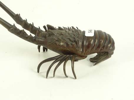 JAPON - Langouste Sujet en bronze patiné, H. 18 